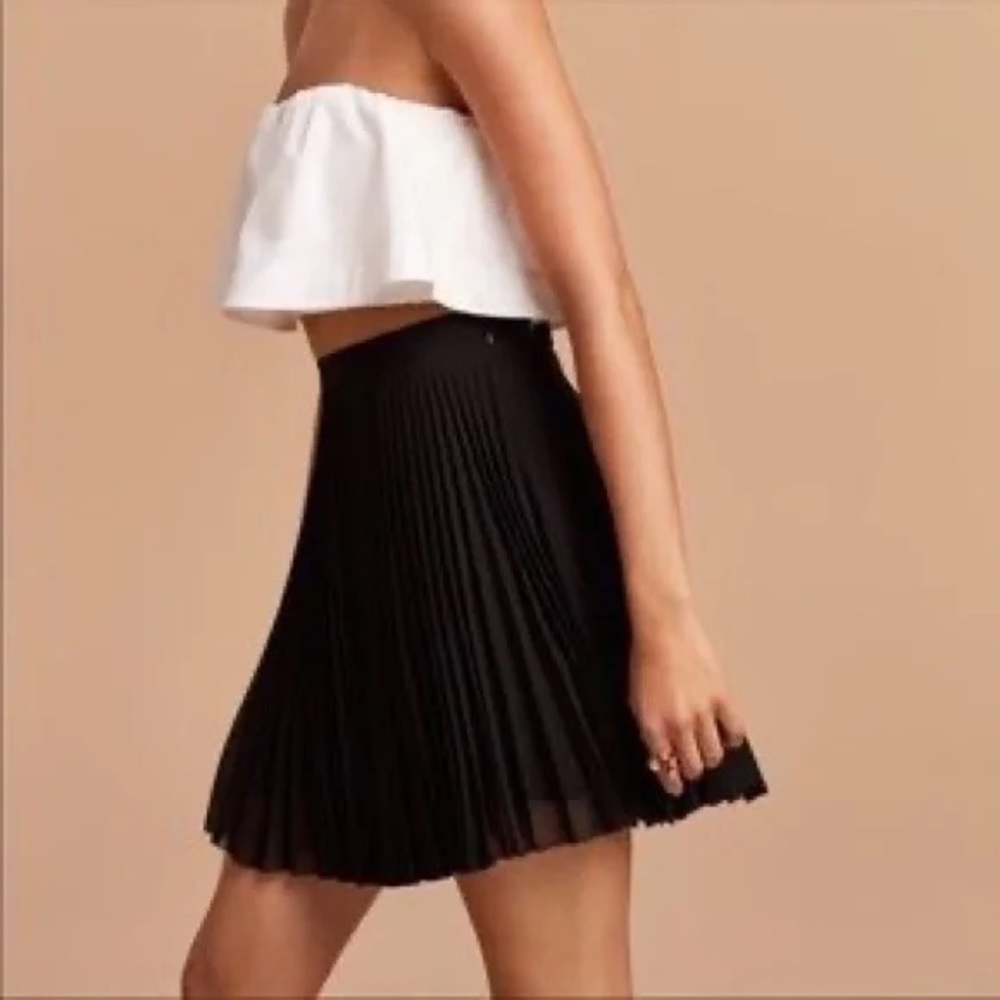 Babaton Delany Pleated Skirt